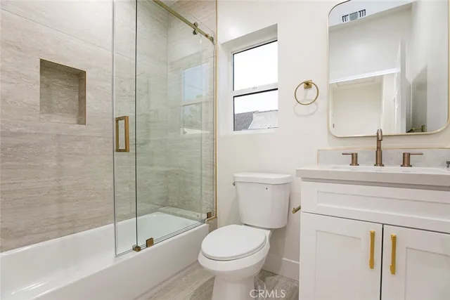 $3,800 | 914 A Geneva Street, Glendale, CA 91207