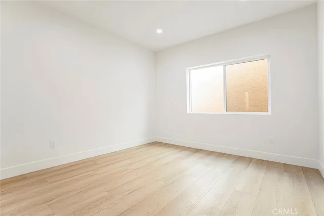 $3,800 | 914 A Geneva Street, Glendale, CA 91207