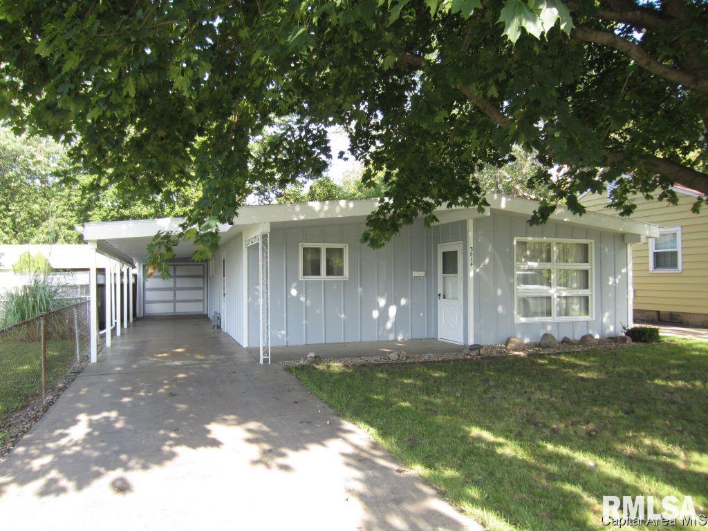 3014 2nd Springfield, IL 62703 - Photo 1 of 11