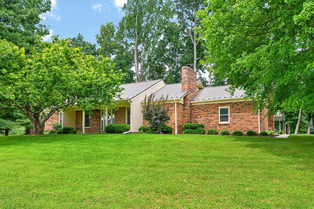 1299 Kinder Valley Road Rural Retreat, VA 24368 - Photo 9 of 82 Gallery Image 9