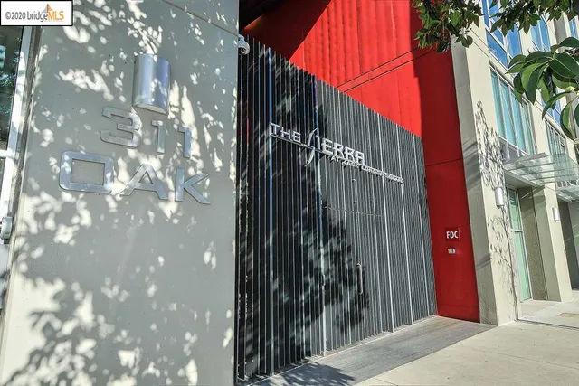 $2,700 | 311 Oak Street, Unit 806, Oakland, CA 94607
