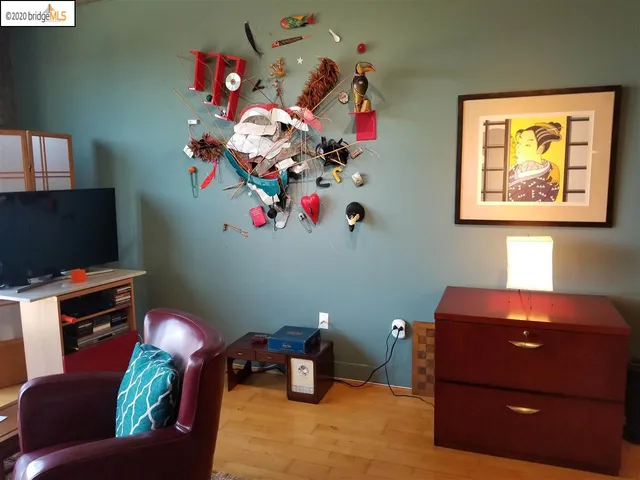 $2,700 | 311 Oak Street, Unit 806, Oakland, CA 94607