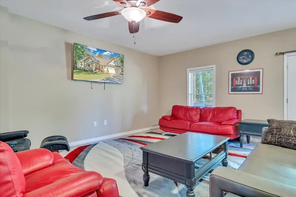 $475,000 | 132 Pointe O Woods Drive, Huddleston, VA 24104