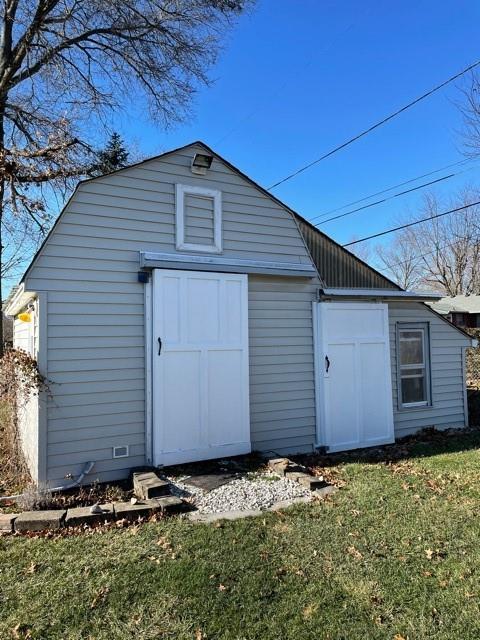 1454 Fry Road Greenwood, IN 46142 - Photo 3 of 31 Gallery Image 3