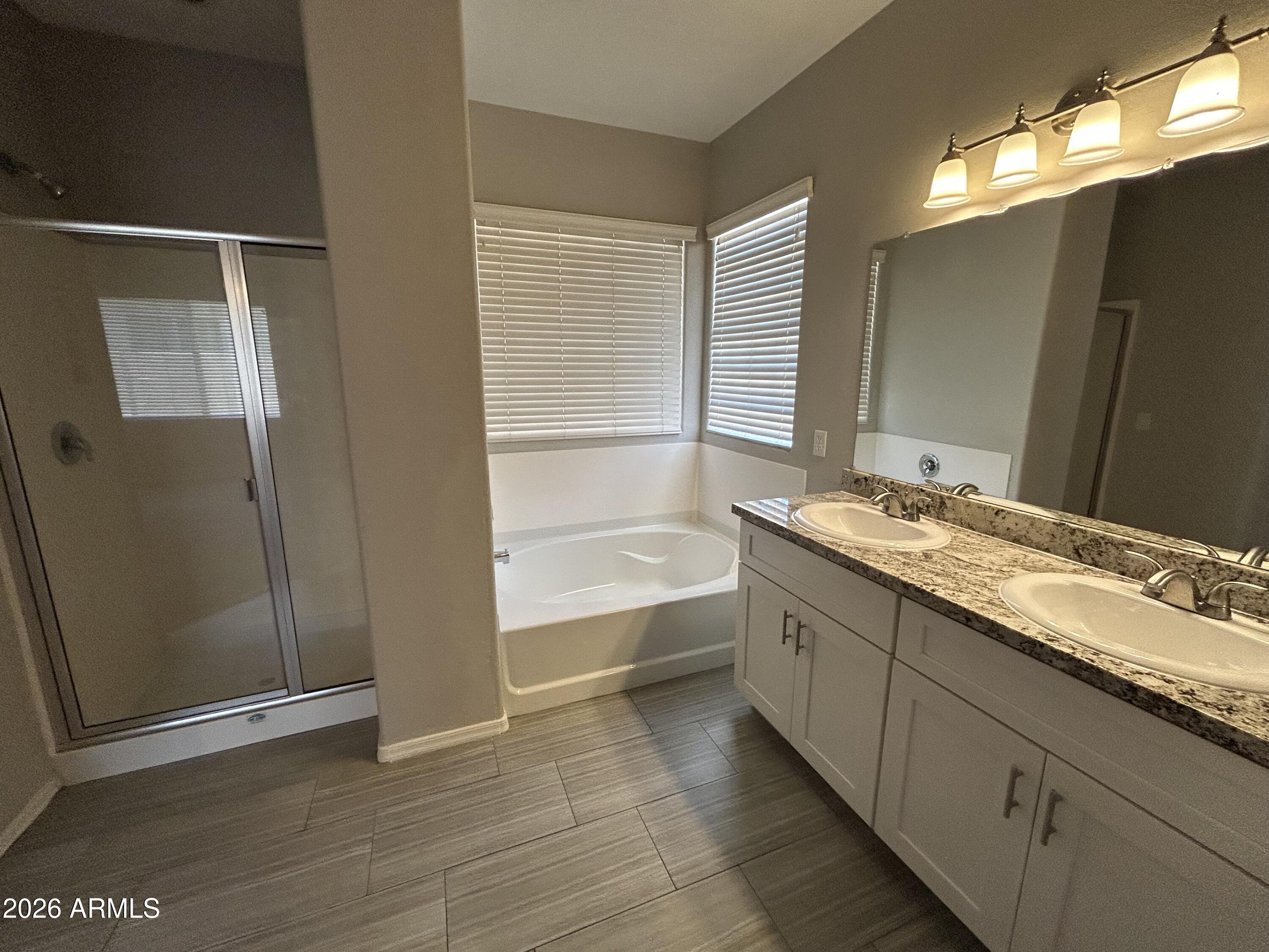 4568 East Murrieta Road Gilbert, AZ 85297 - Photo 10 of 19 IMG_0439