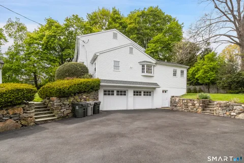 $2,395,000 | 33 Fairview Avenue, Darien, CT 06820