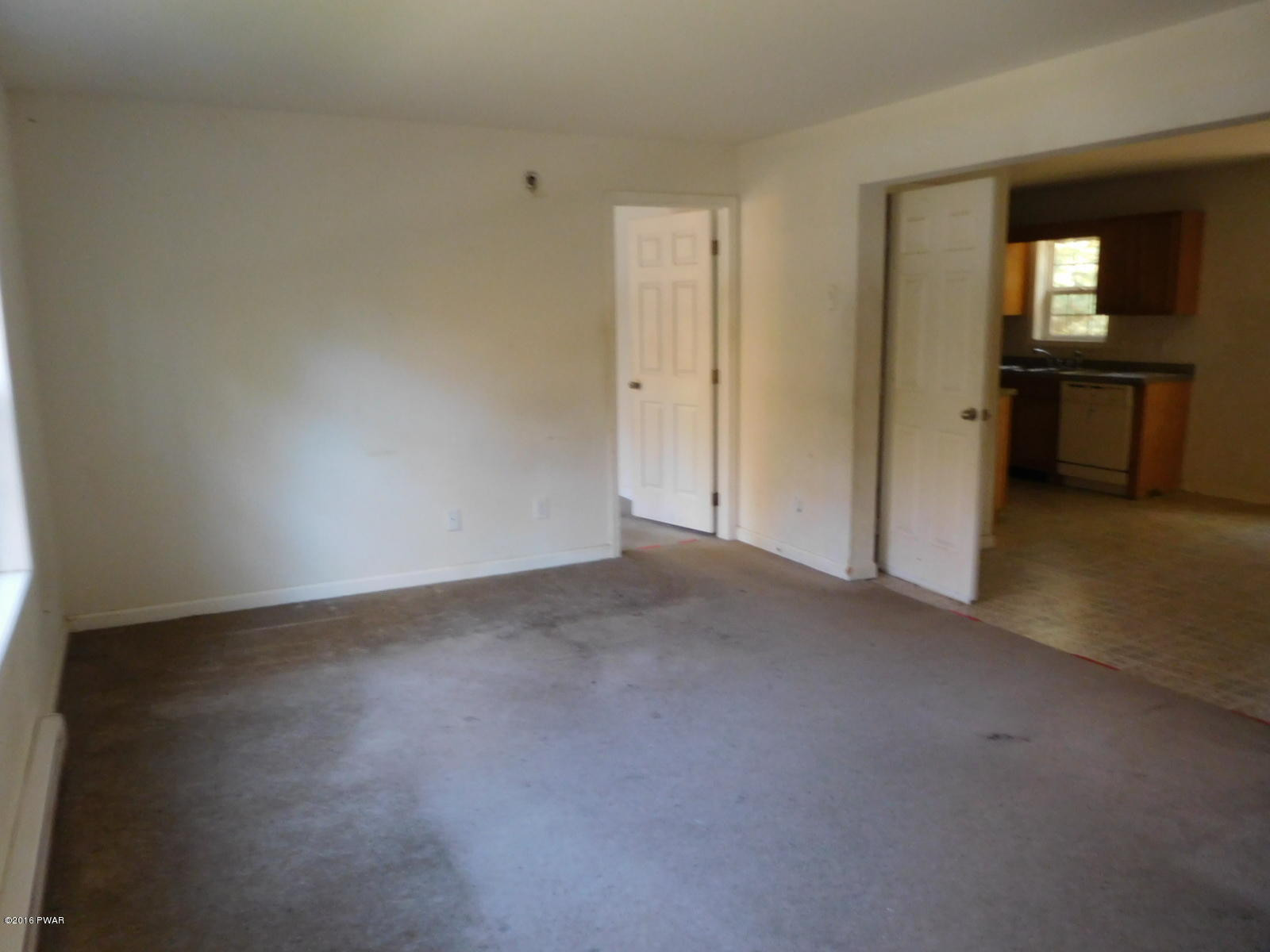 118 Dogwood Road Dingmans Ferry, PA 18328 - Photo 9 of 23 DSCN9199