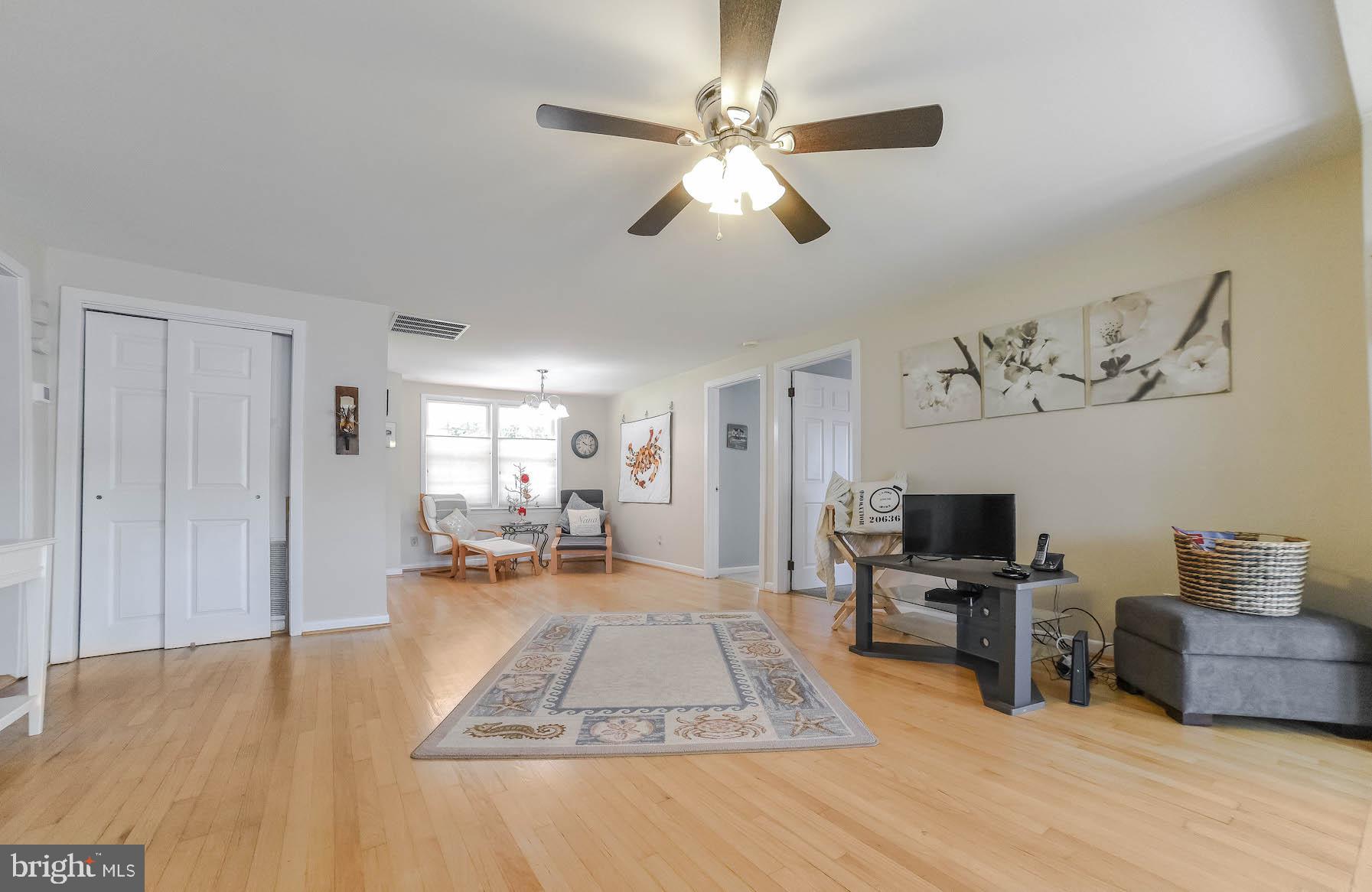 24496 Half Pone Point Road Hollywood, MD 20636 - Photo 27 of 53 Living room