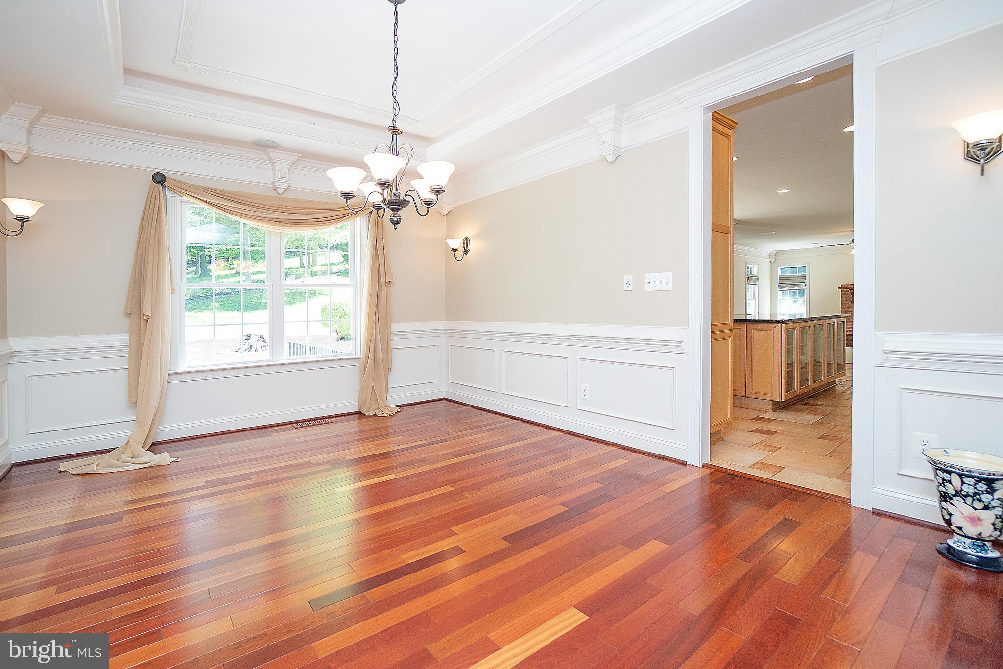 7165 Dudie Road Marshall, VA 20115 - Photo 18 of 68 Formal Dining Room