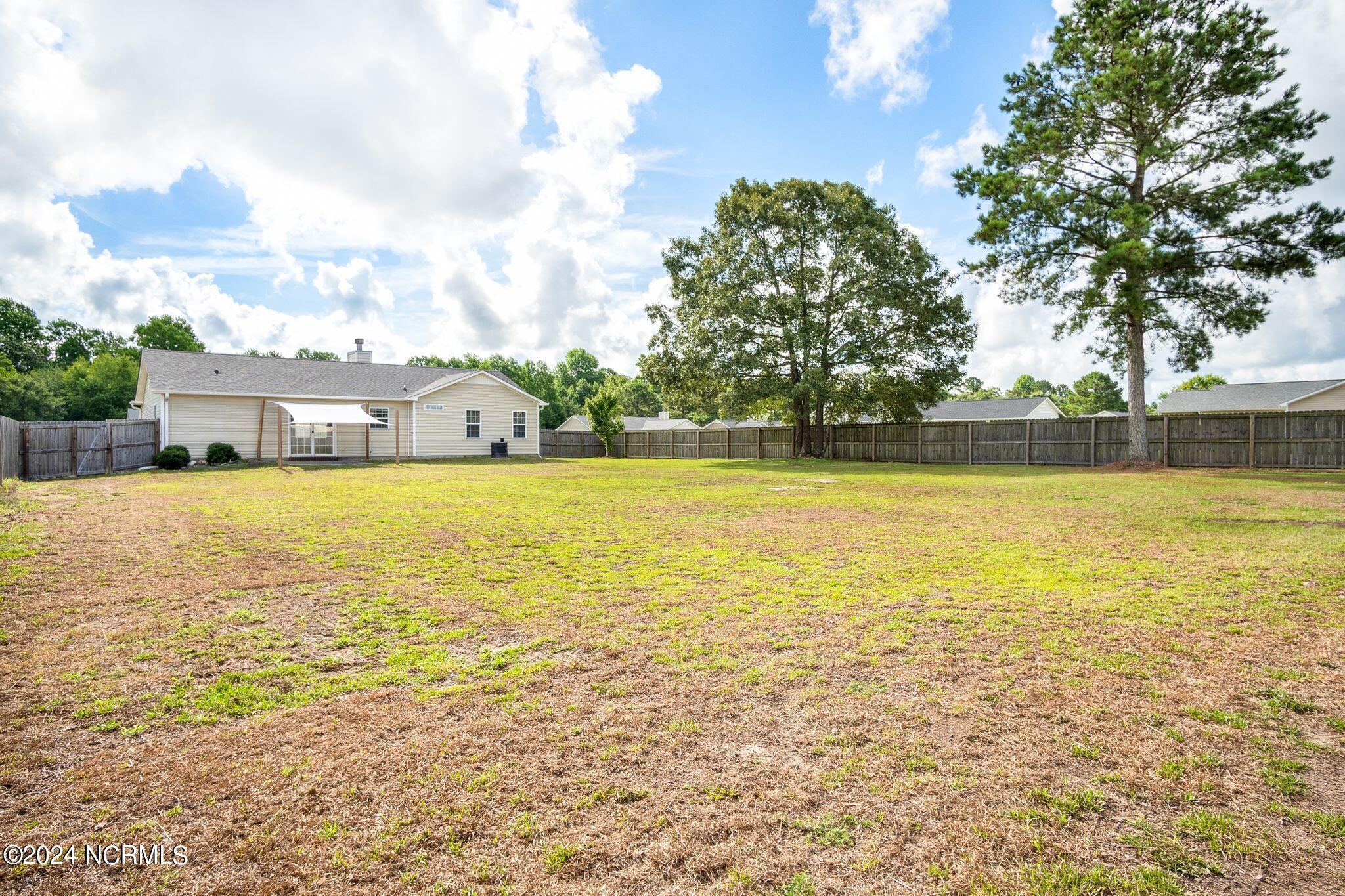 101 Linden Road Richlands, NC 28574 - Photo 21 of 21 101 Linden Rd-37