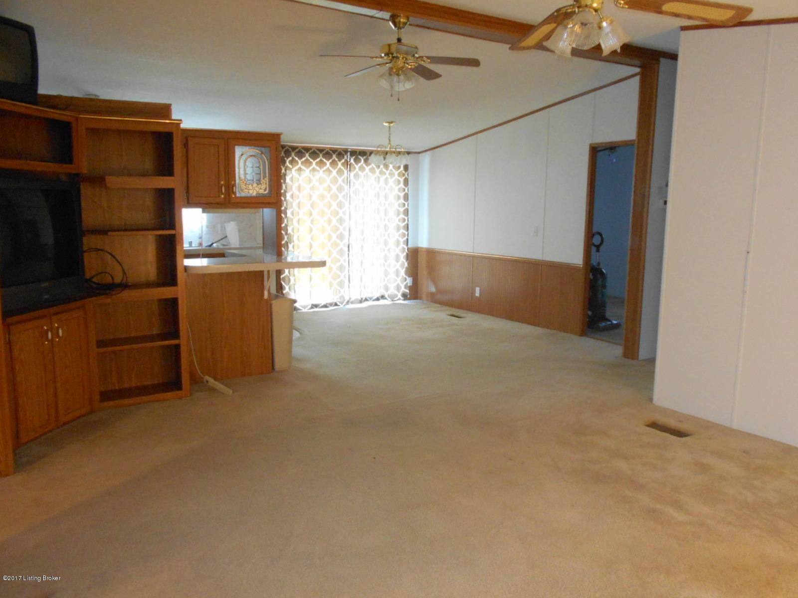 197 King Road Leitchfield, KY 42754 - Photo 9 of 16 DSCN3224