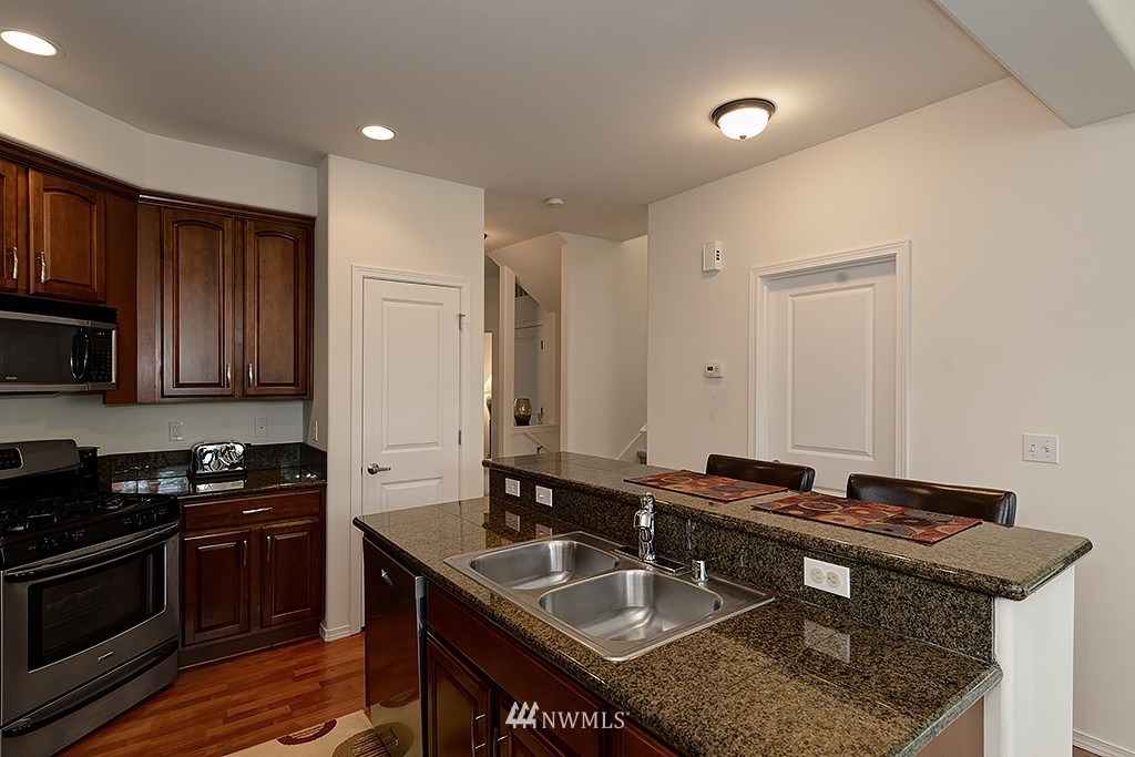 15 164th Street Southwest, Unit G4 Bothell, WA 98012 - Photo 6 of 21