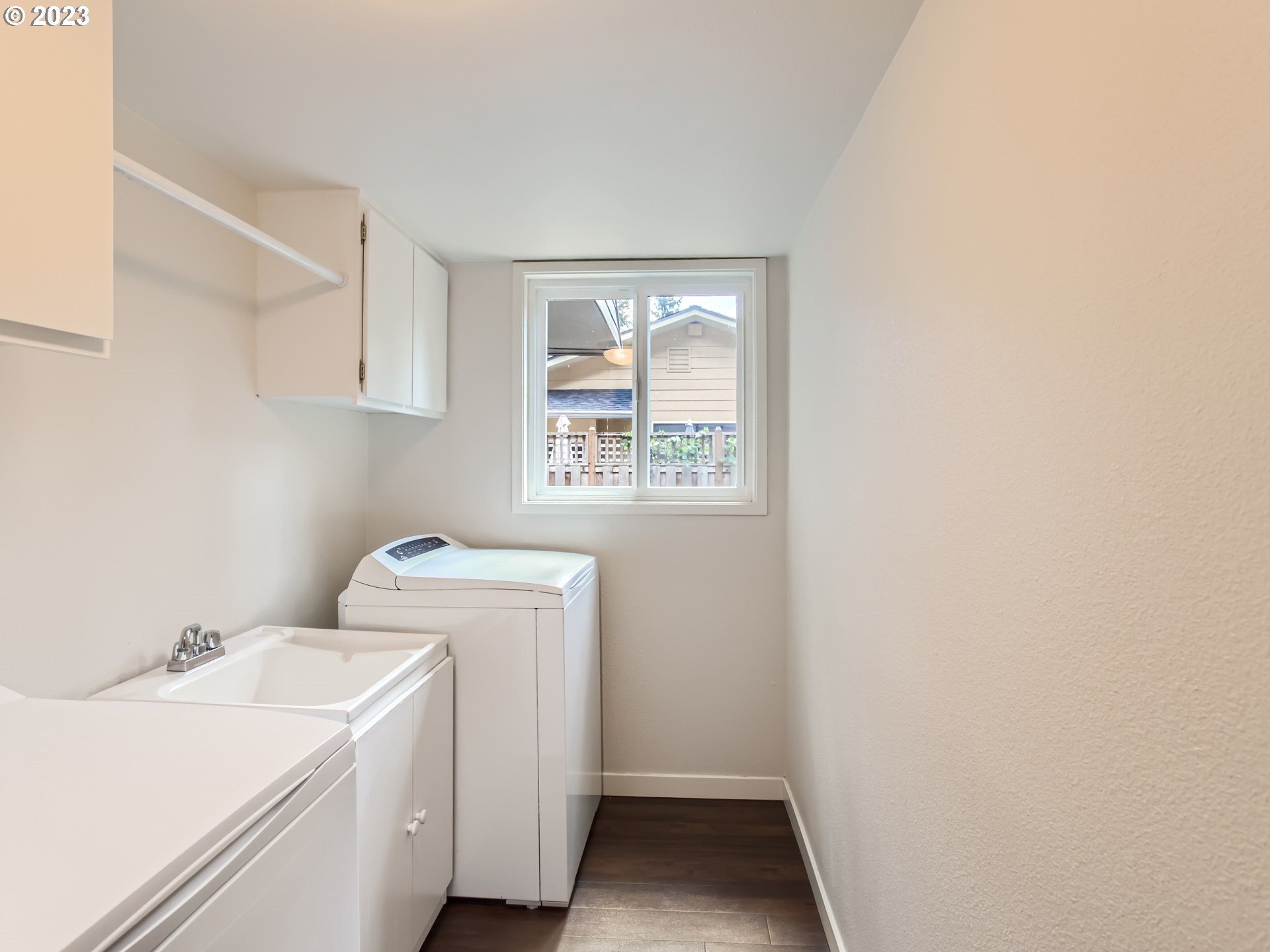5125 Southwest Richenberg Court Portland, OR 97239 - Photo 23 of 44 Laundry