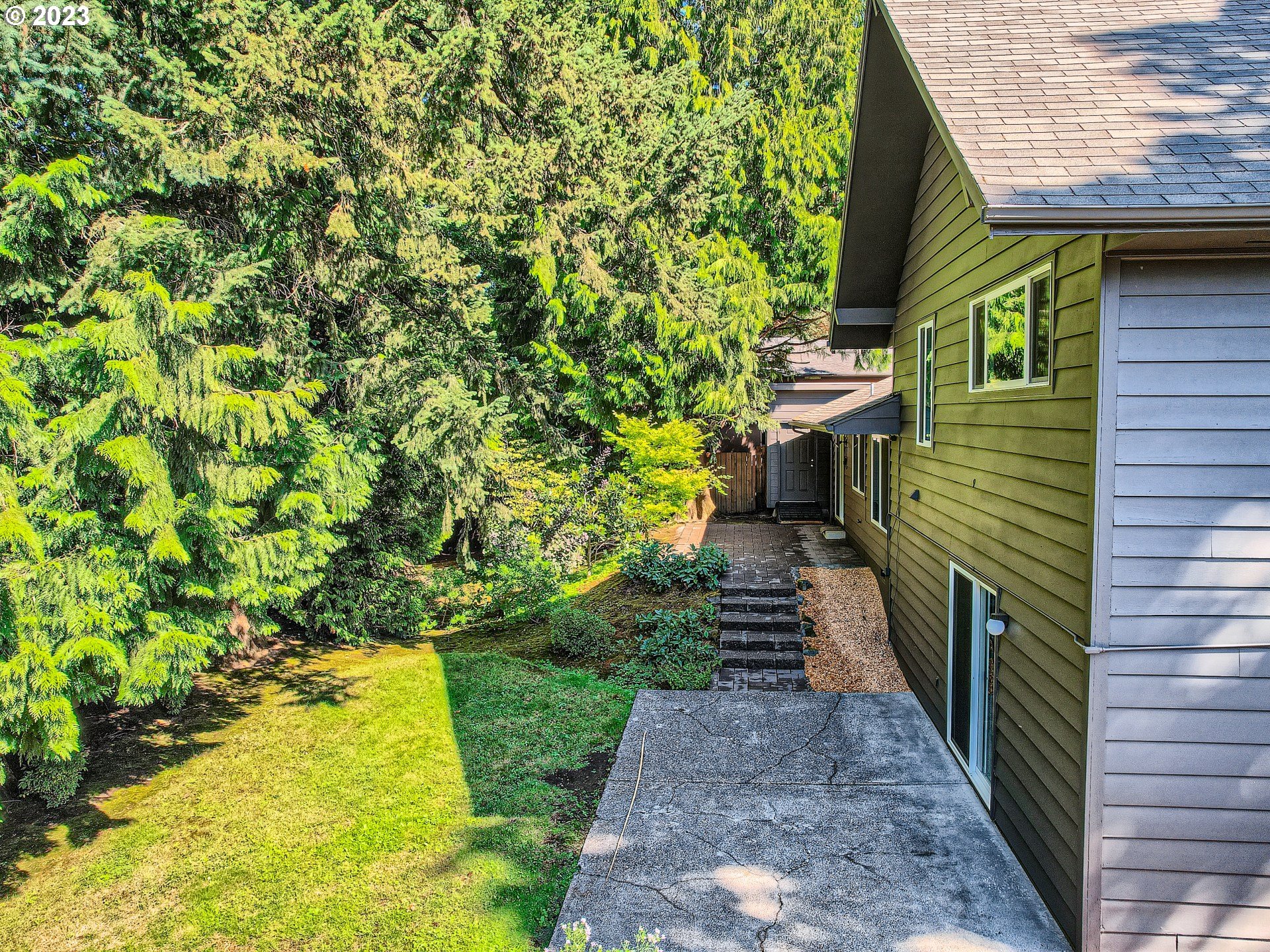 5125 Southwest Richenberg Court Portland, OR 97239 - Photo 28 of 44 Gallery Image 28