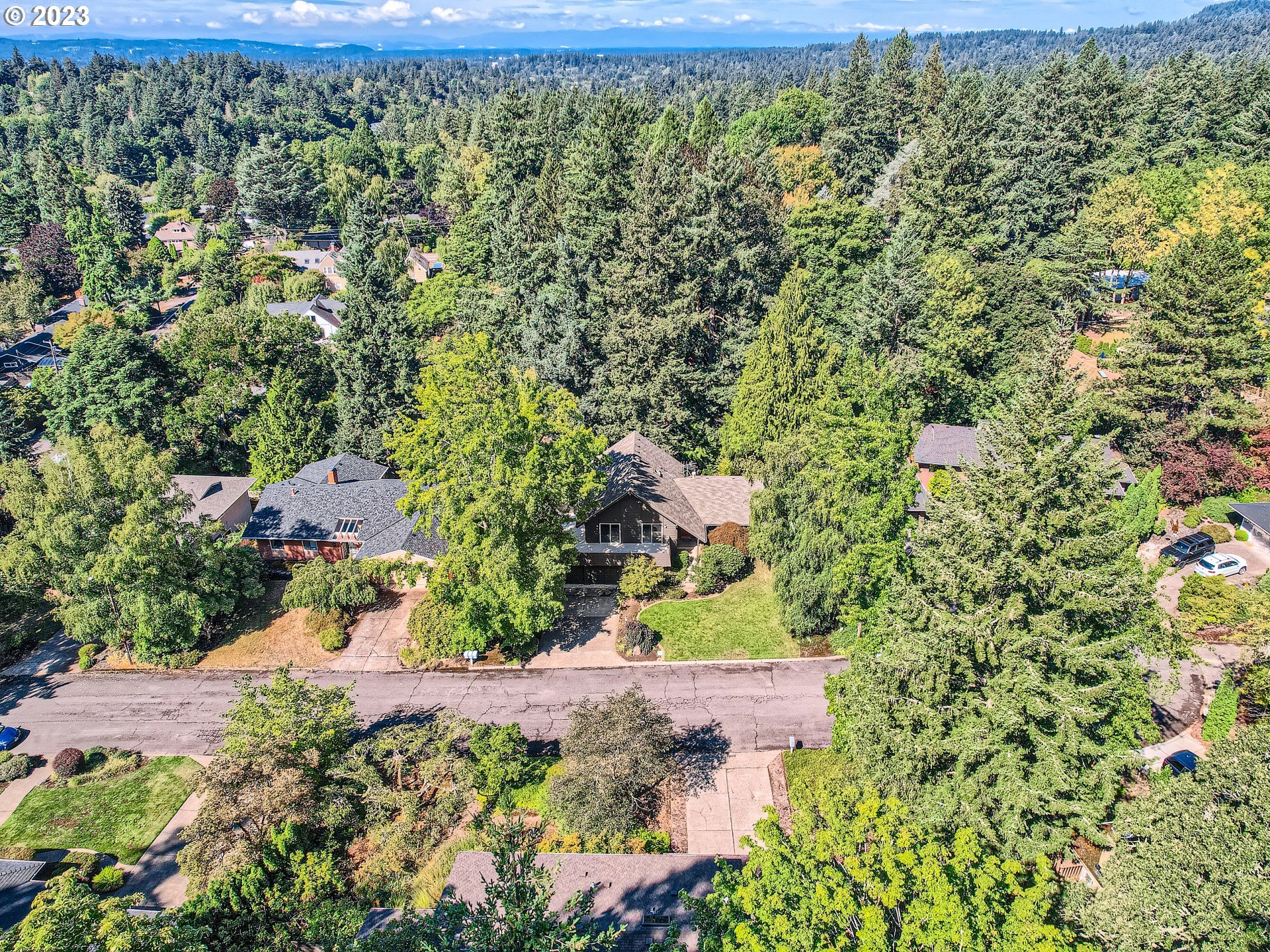 5125 Southwest Richenberg Court Portland, OR 97239 - Photo 39 of 44 Gallery Image 39