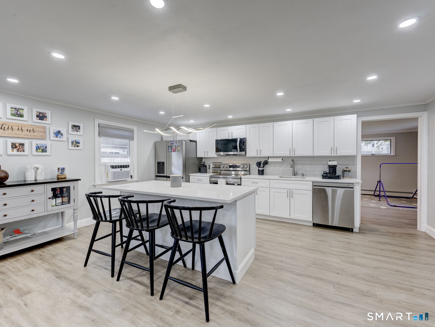 168 Indian Hill Road Newington, CT 06111 - Photo 13 of 29