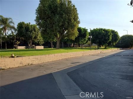 3060 Vineland Avenue, Unit 7 Baldwin Park, CA 91706 - Photo 11 of 14 a view of a basketball court