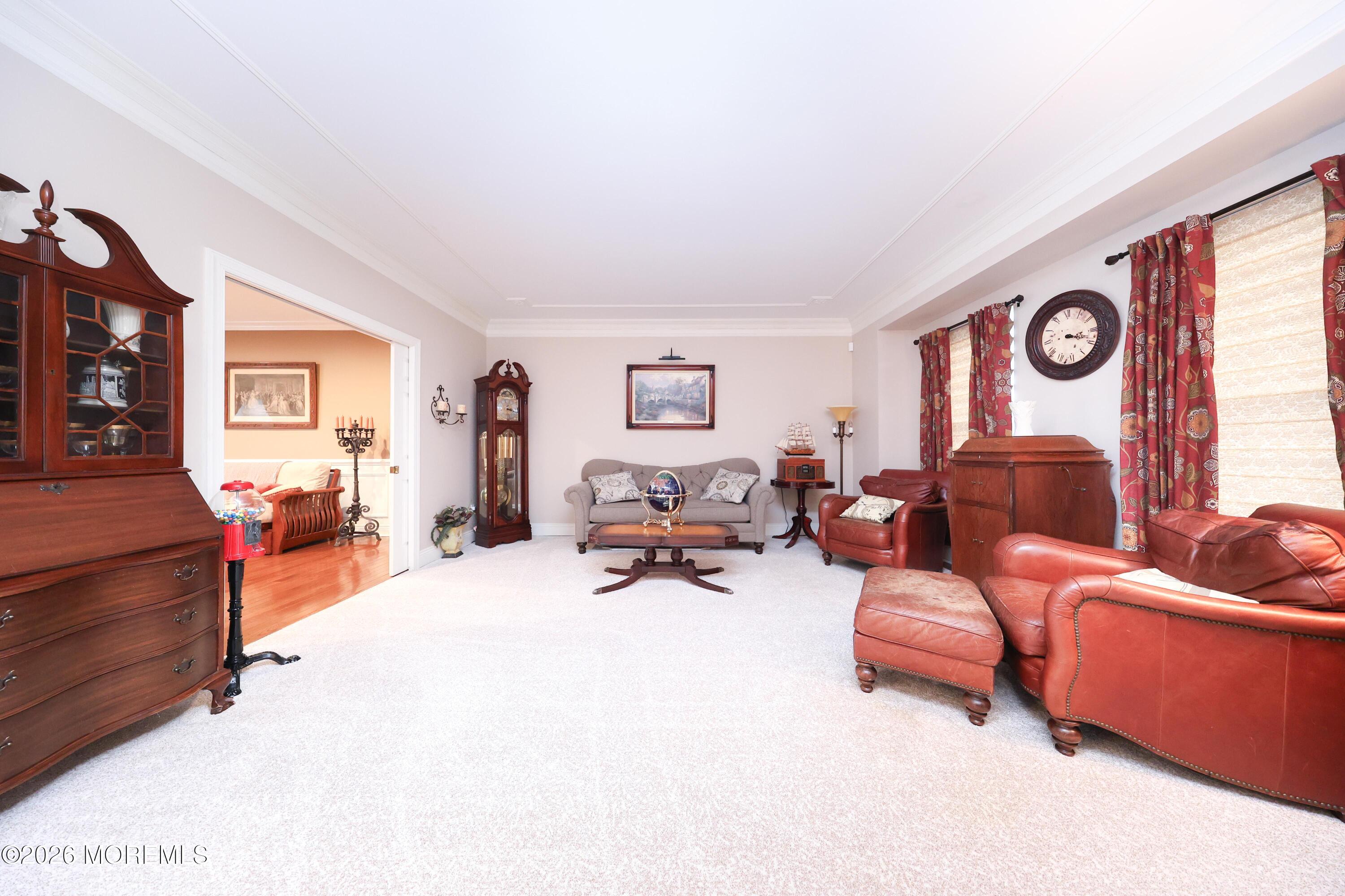 8 Clearbrook Court Howell, NJ 07731 - Photo 9 of 62 IMG_1219
