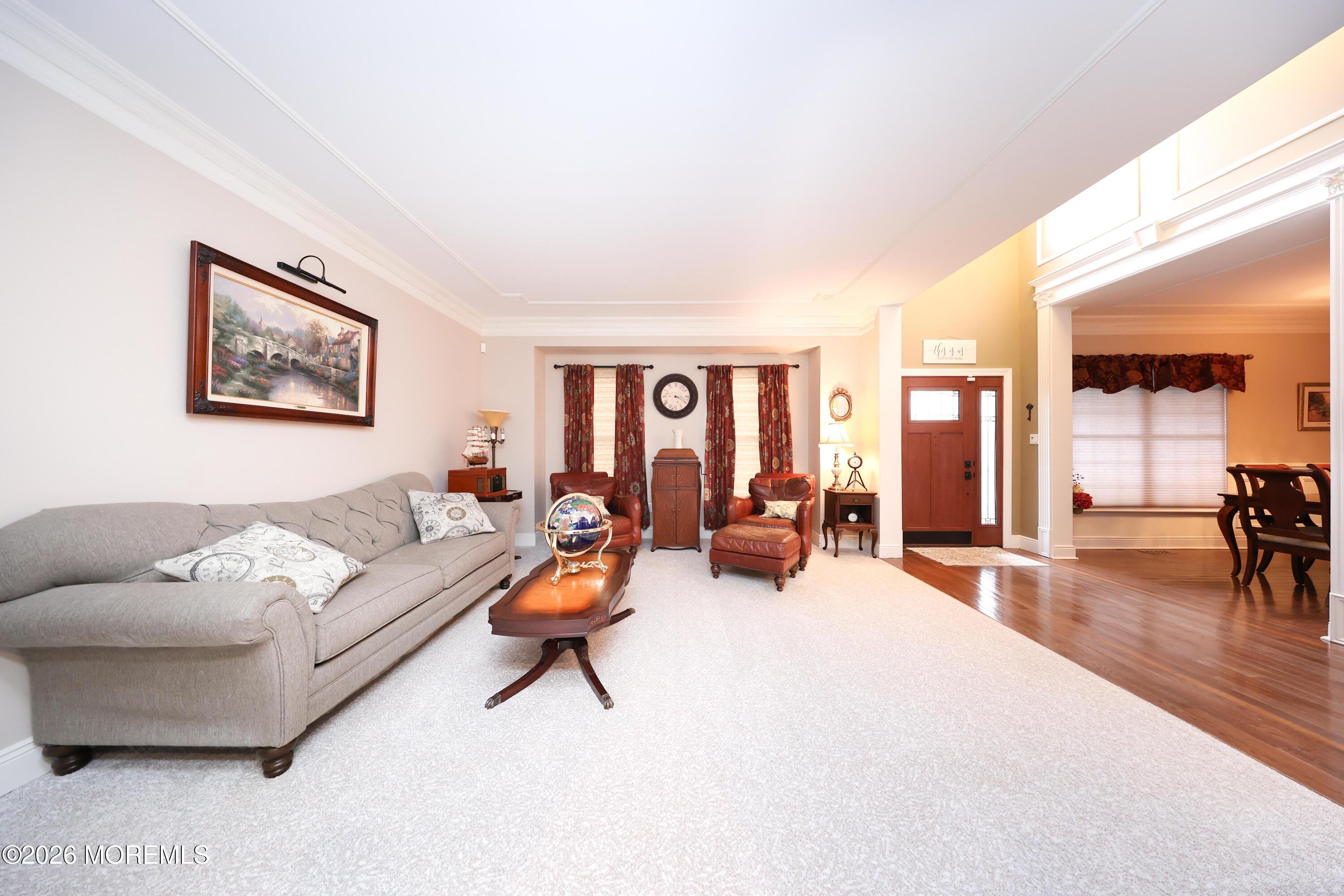 8 Clearbrook Court Howell, NJ 07731 - Photo 10 of 62 IMG_1224