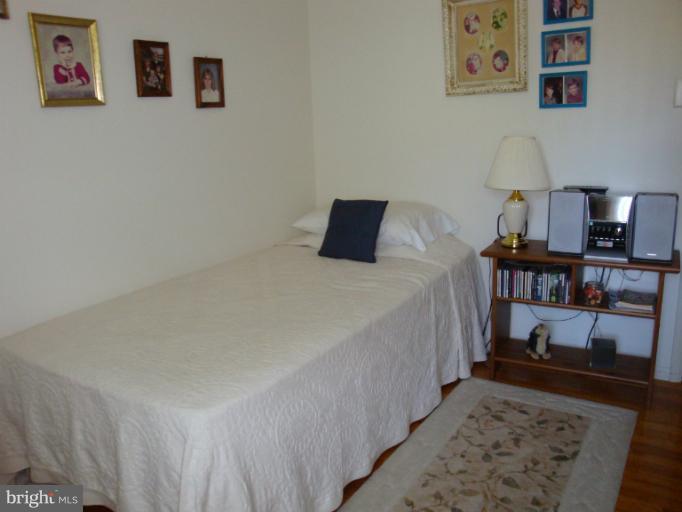 1900 Harewood Road Edgewood, MD 21040 - Photo 14 of 29 a bed room with a bed