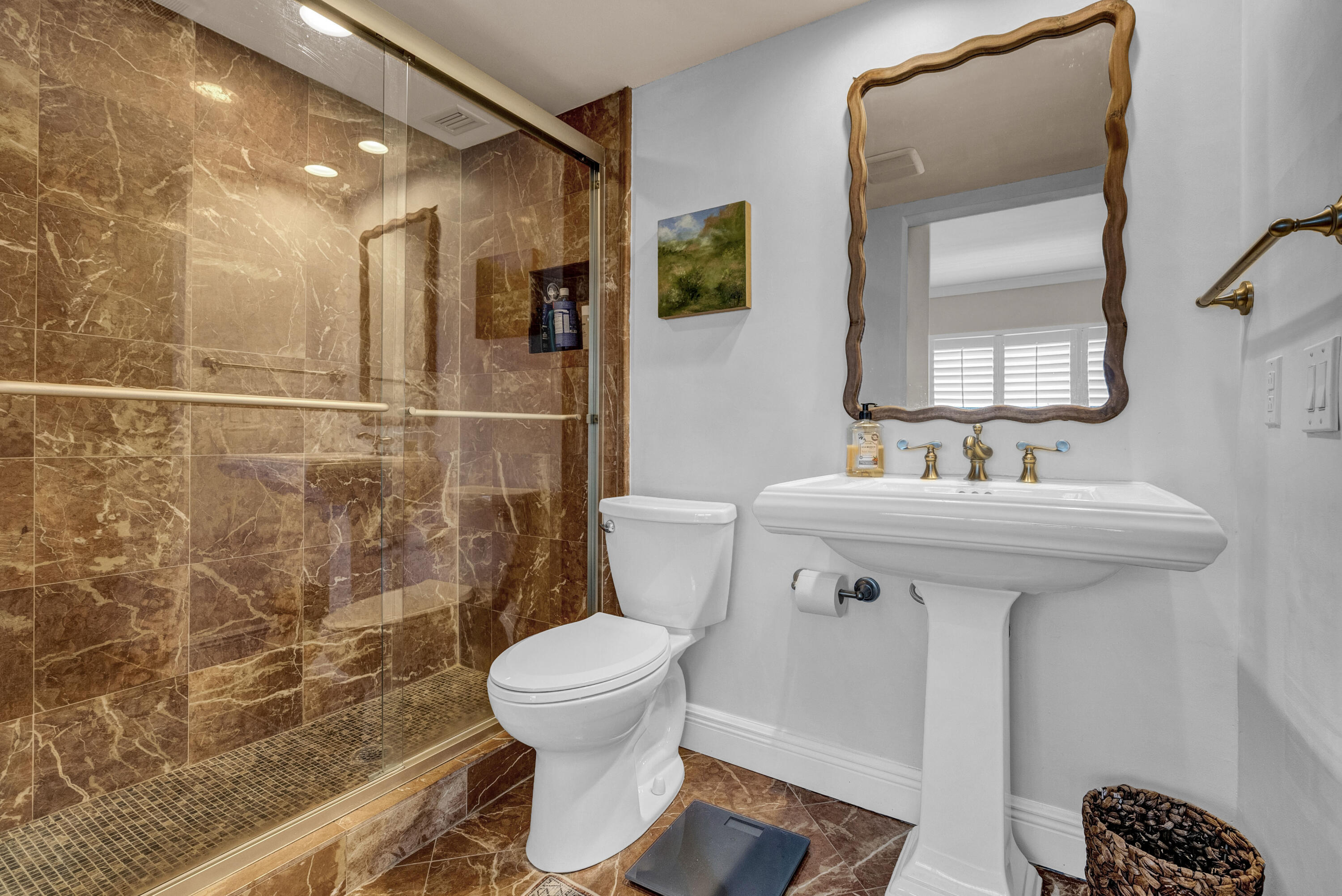 3050 Northeast 48th Court, Unit 305 Lighthouse Point, FL 33064 - Photo 31 of 45 Bathroom