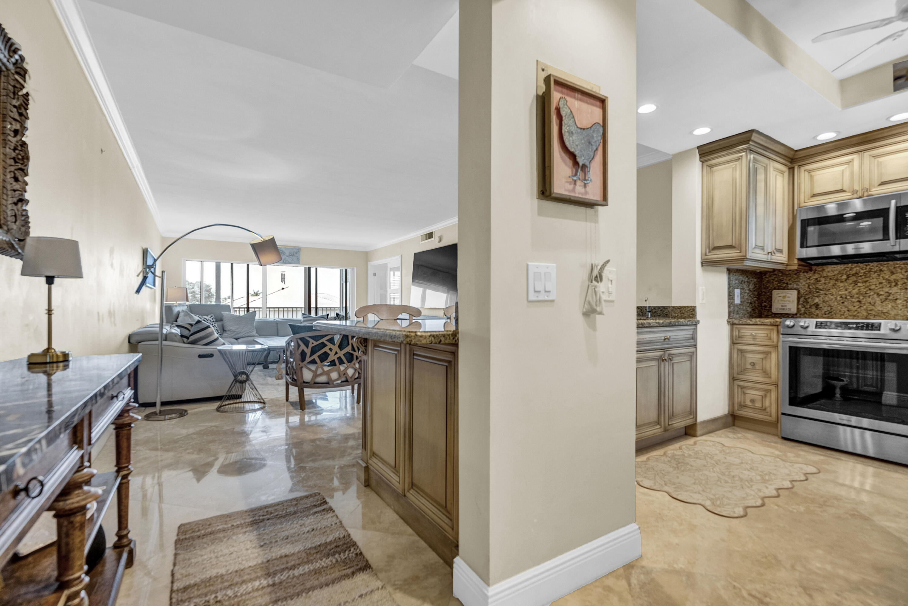 3050 Northeast 48th Court, Unit 305 Lighthouse Point, FL 33064 - Photo 8 of 45 Kitchen
