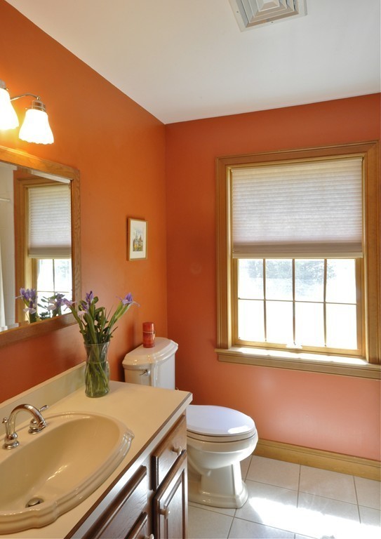 88 Maple Ridge Road Northampton, MA 01062 - Photo 13 of 23
