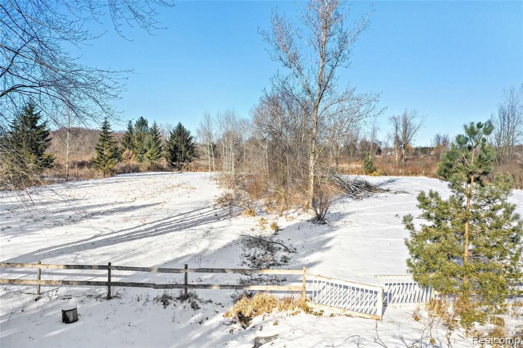 13830 Kaufman Road Capac, MI 48014 - Photo 4 of 34