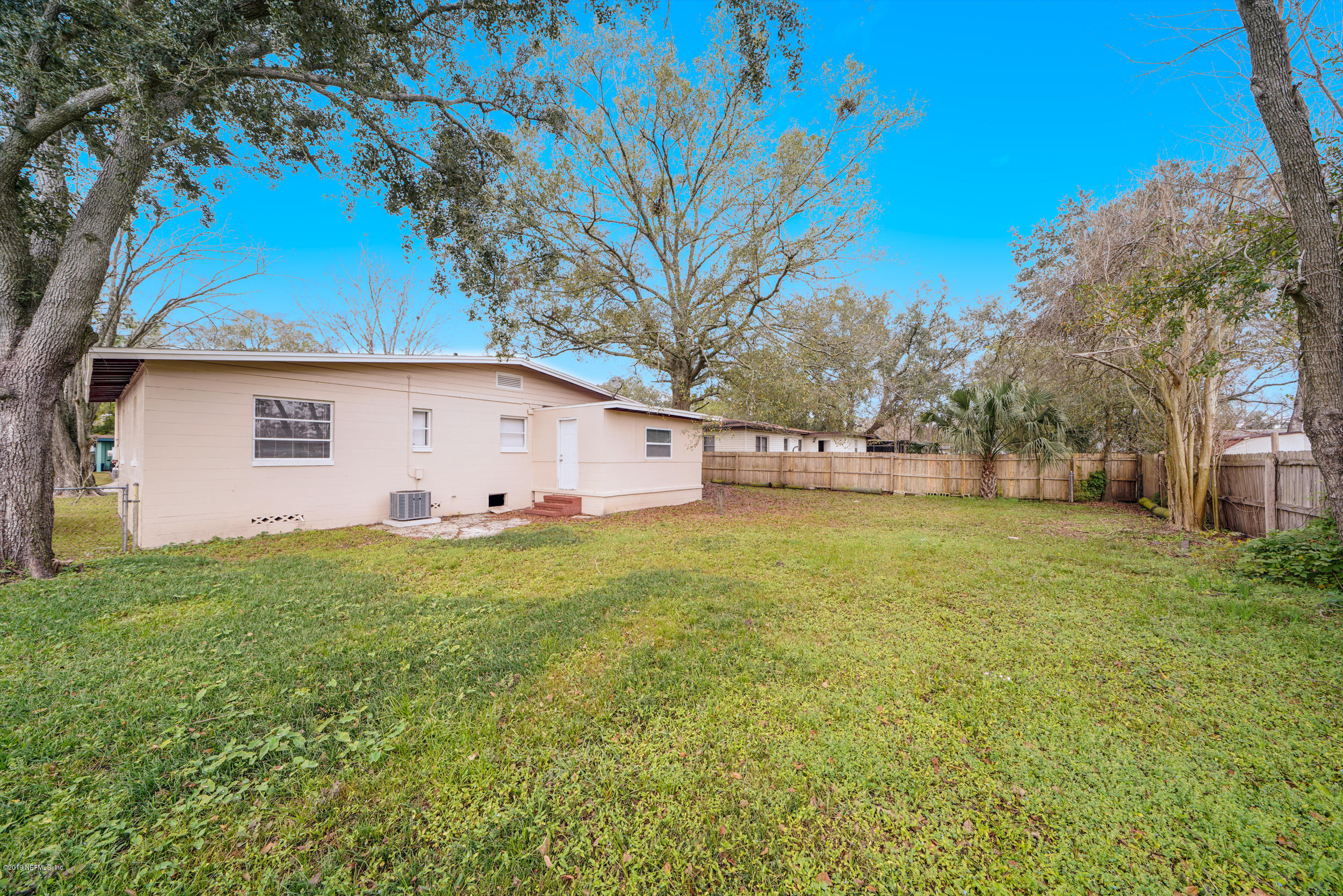 4425 Ish Brant Road West Jacksonville, FL 32210 - Photo 18 of 22 4425ishOUT (5)