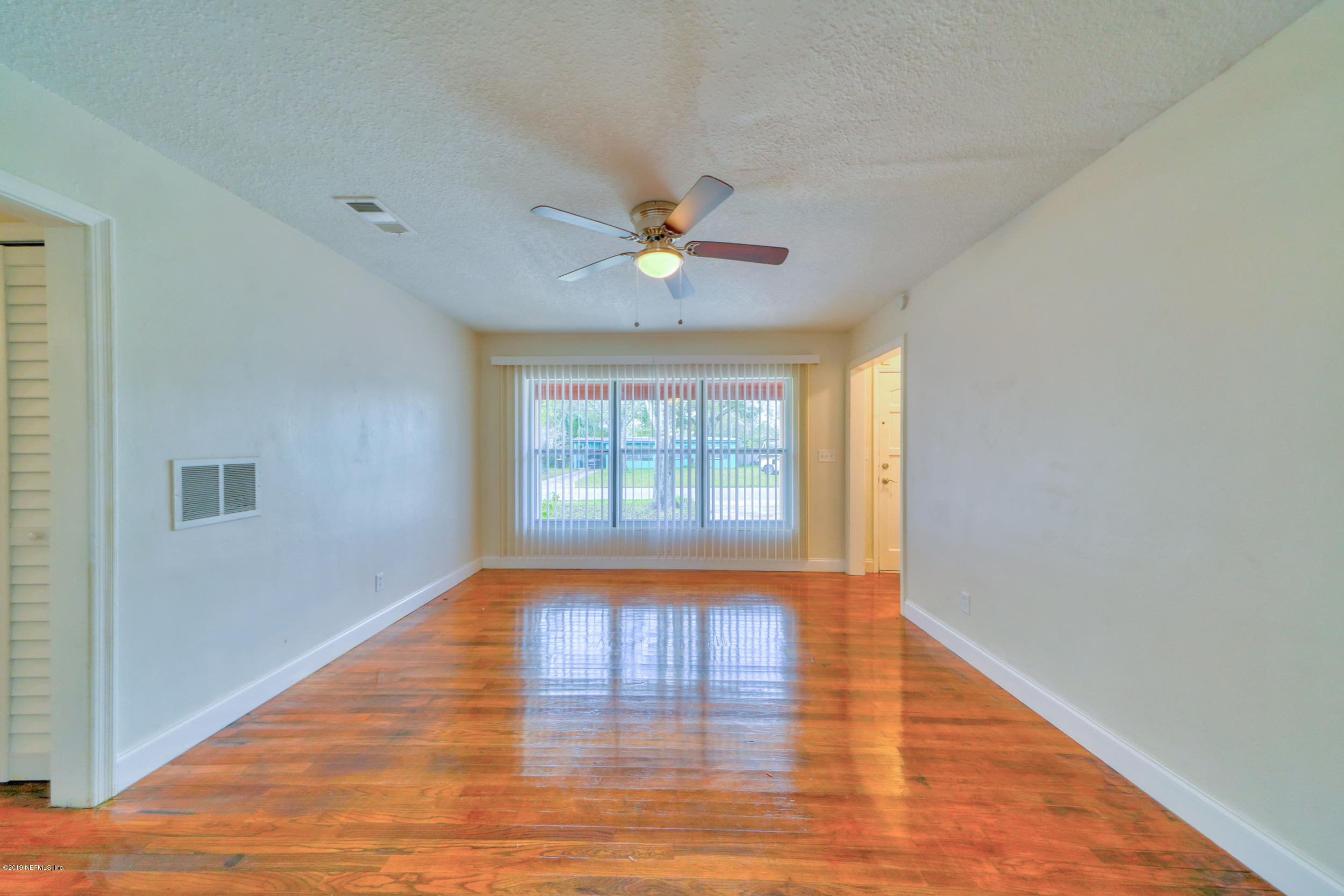 4425 Ish Brant Road West Jacksonville, FL 32210 - Photo 4 of 22 4425ishbrant (6)