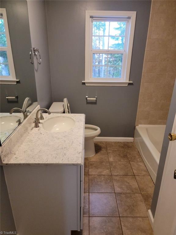 5717 Porterfield Road Browns Summit, NC 27214 - Photo 5 of 13 Gallery Image 5