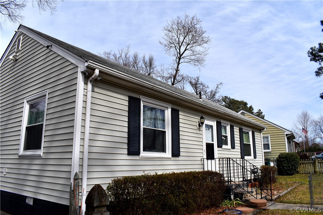 2302 Golden Road Richmond, VA 23230 - Photo 2 of 7 Gallery Image 2