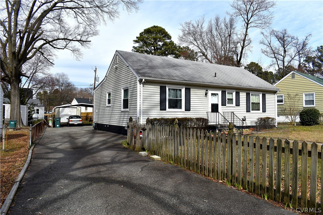 2302 Golden Road Richmond, VA 23230 - Photo 3 of 7 Gallery Image 3