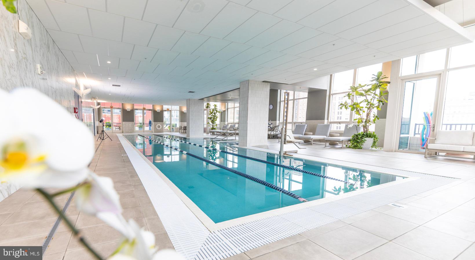 202 West Washington Square, Unit 2403 Philadelphia, PA 19106 - Photo 10 of 18