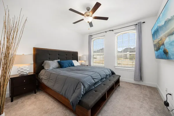 $775,000 | 1021 Lakemont Bend Lane, Pinehurst, TX 77362