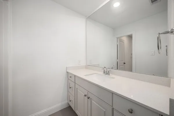 $775,000 | 1021 Lakemont Bend Lane, Pinehurst, TX 77362