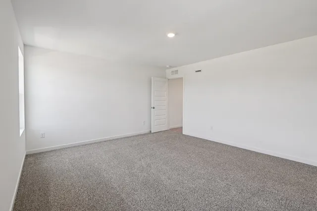 $309,990 | 3512 Richardson Circle, Yorkville, IL 60560