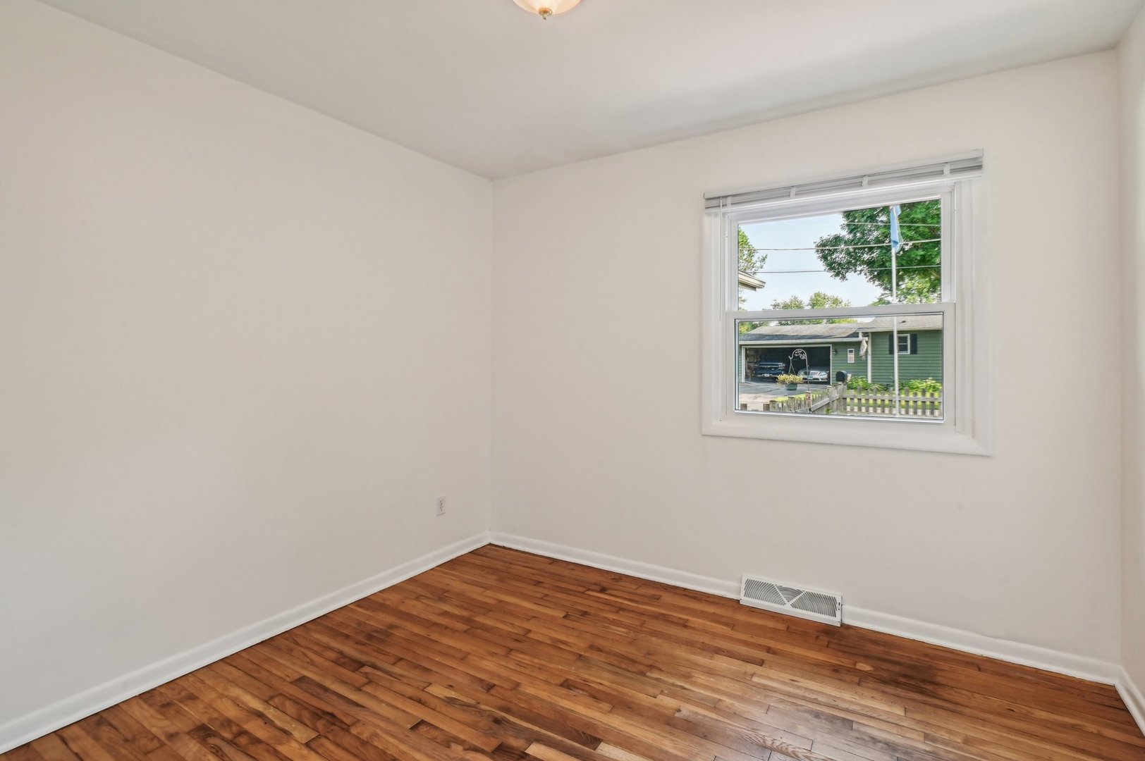 23473 North Snuff Valley Road Cary, IL 60013 - Photo 20 of 31 Gallery Image 20
