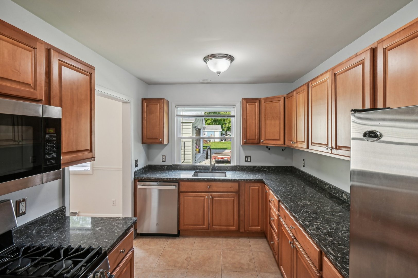 23473 North Snuff Valley Road Cary, IL 60013 - Photo 10 of 31 Gallery Image 10