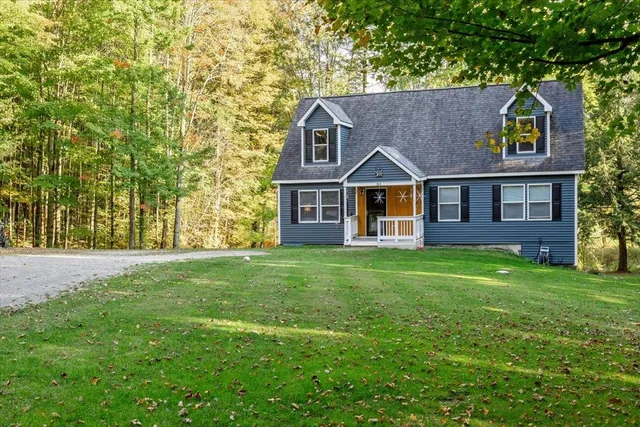 $500,000 | 80 Oak Hill Road, Fletcher, VT 05464