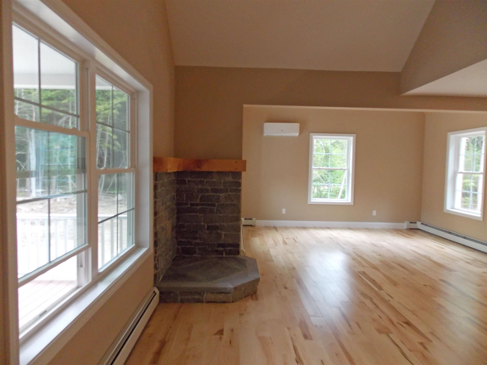 67 Red Eagle Brook Road Conway, NH 03818 - Photo 9 of 31
