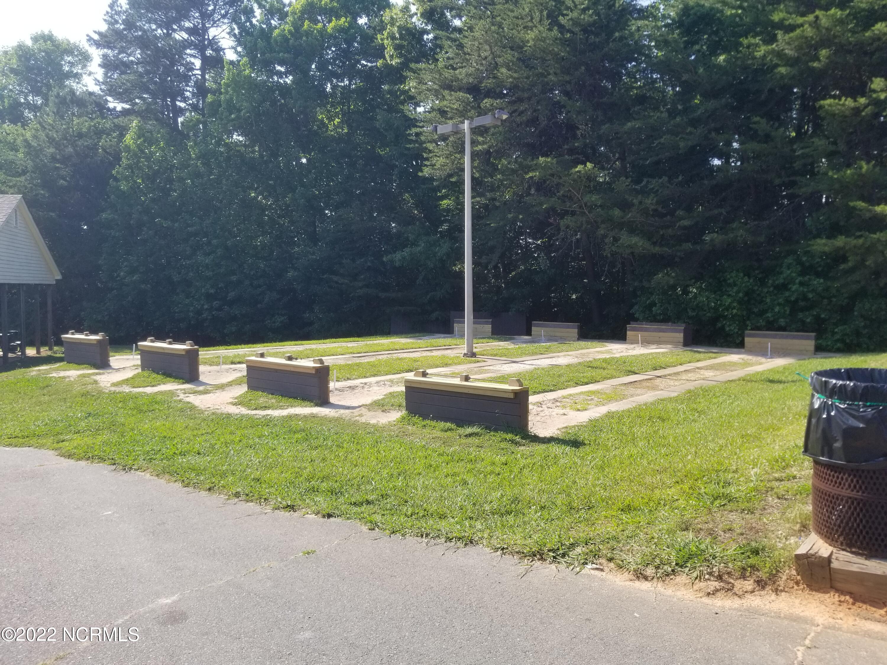 213 Baden View Road New London, NC 28127 - Photo 23 of 34 Horseshoe Pits