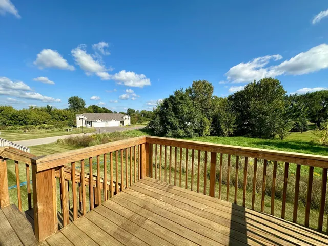 $279,900 | 1026 White Tail Lane, Montrose, MN 55363