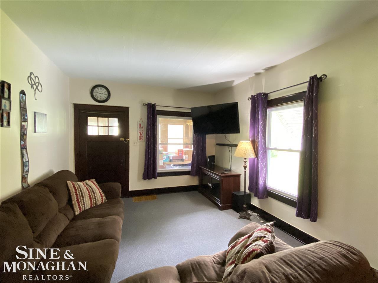 3846 Ravenswood Road Port Huron, MI 48060 - Photo 17 of 70 50077395-17.JPG