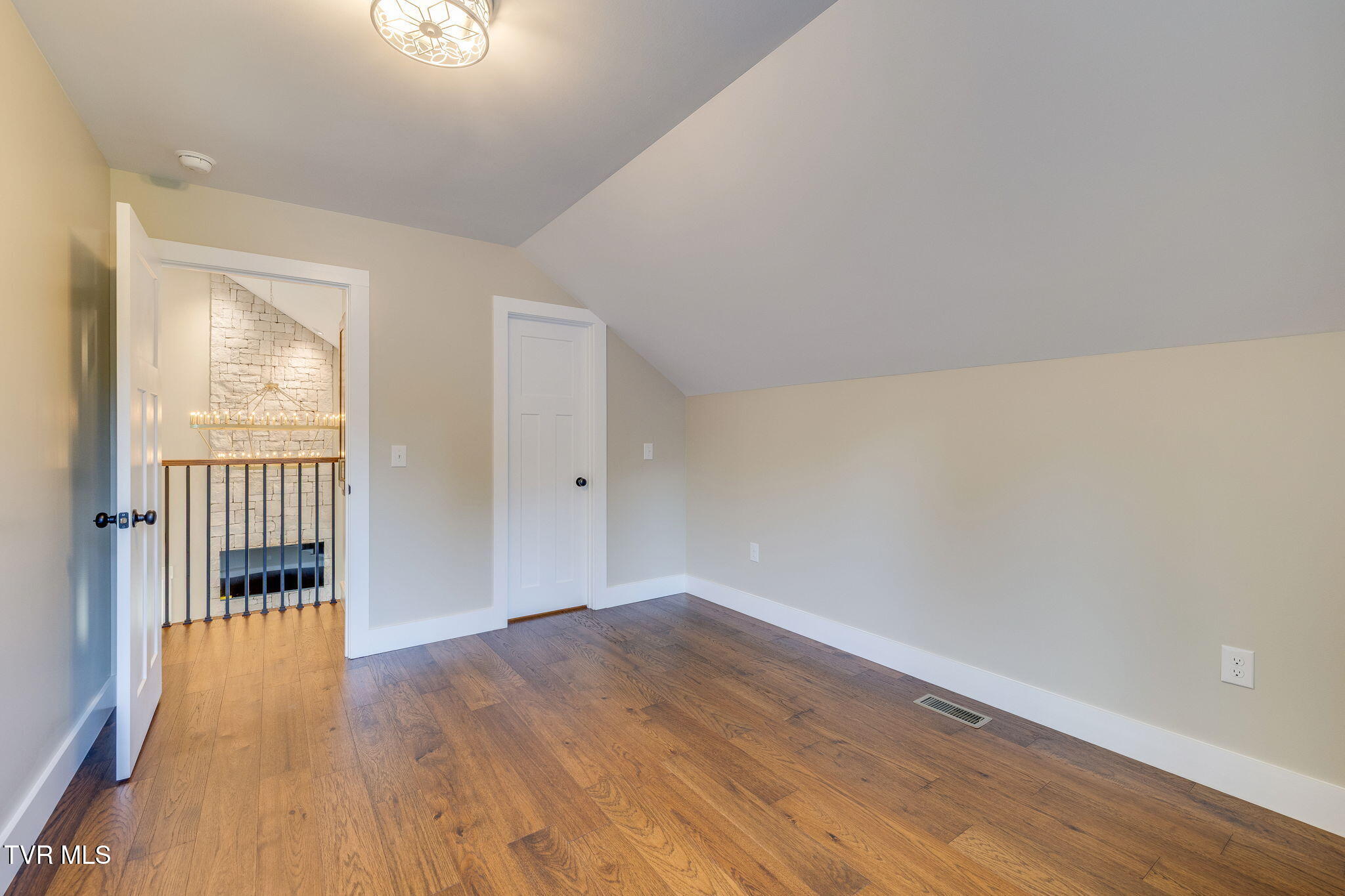 1627 Powder Branch Road Johnson City, TN 37601 - Photo 31 of 54 032