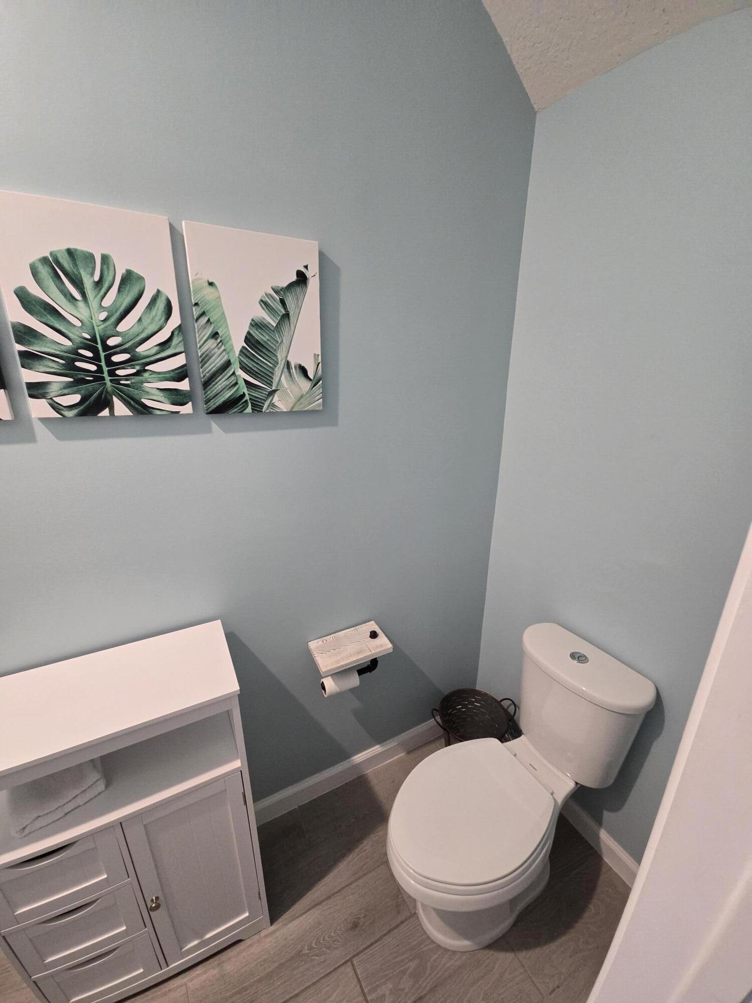 3942 Southeast Caladium Court Stuart, FL 34997 - Photo 18 of 38 Entry 1/2 Bath