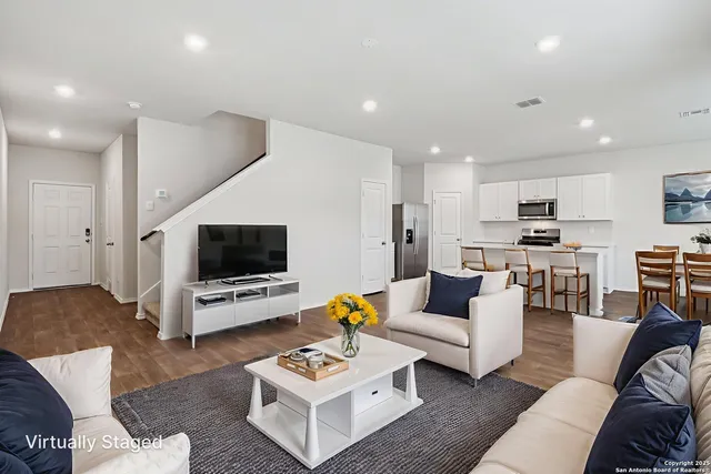 $2,180 | 9926 Auger, San Antonio, TX 78221