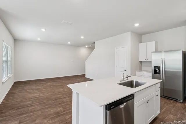 $2,180 | 9926 Auger, San Antonio, TX 78221