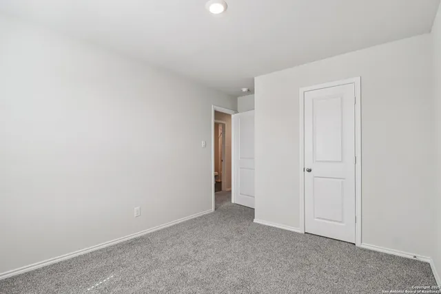 $2,180 | 9926 Auger, San Antonio, TX 78221