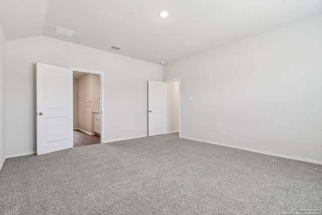 $2,180 | 9926 Auger, San Antonio, TX 78221